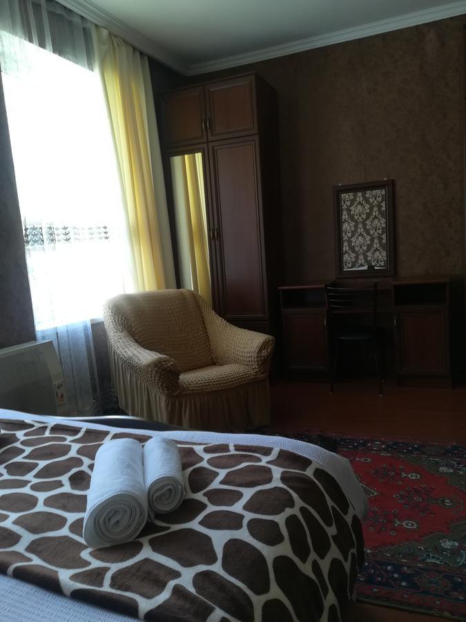 Nikoloz Guesthouse Kazbegi Luaran gambar