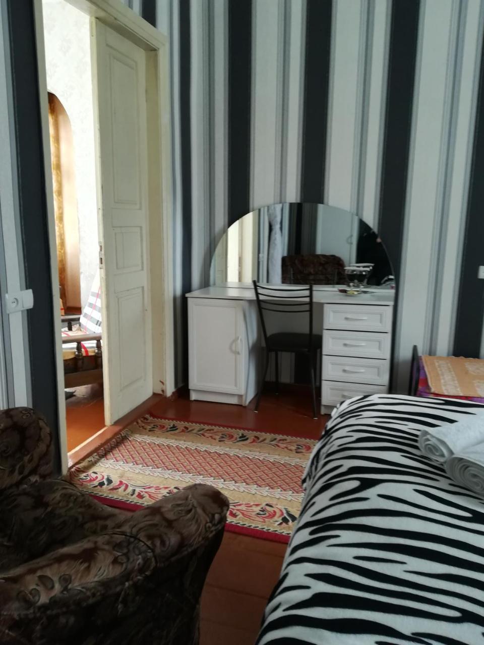 Nikoloz Guesthouse Kazbegi Luaran gambar
